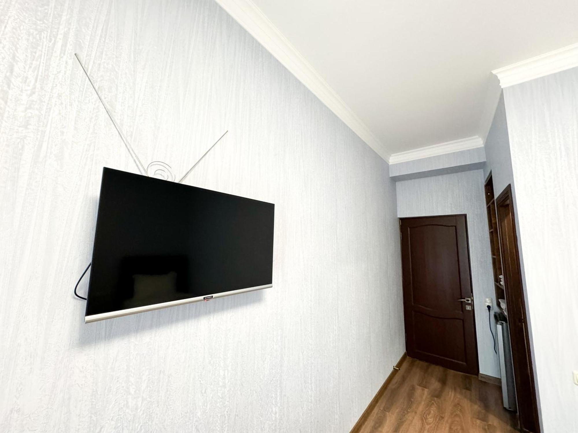 Armenia Hotel Yerevan Ngoại thất bức ảnh
