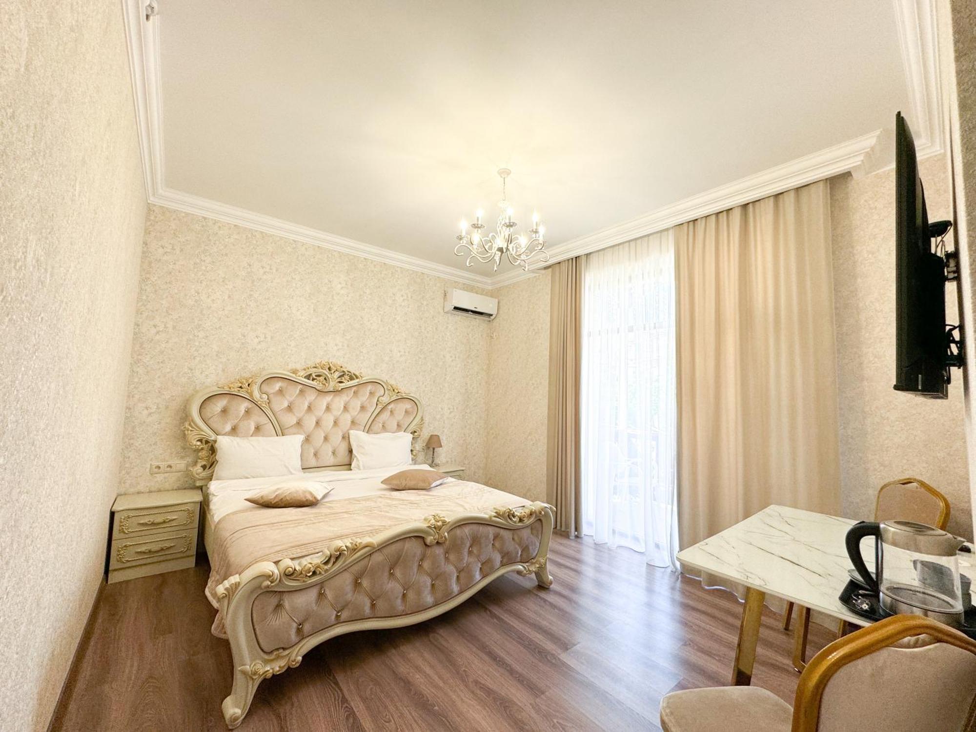 Armenia Hotel Yerevan Ngoại thất bức ảnh