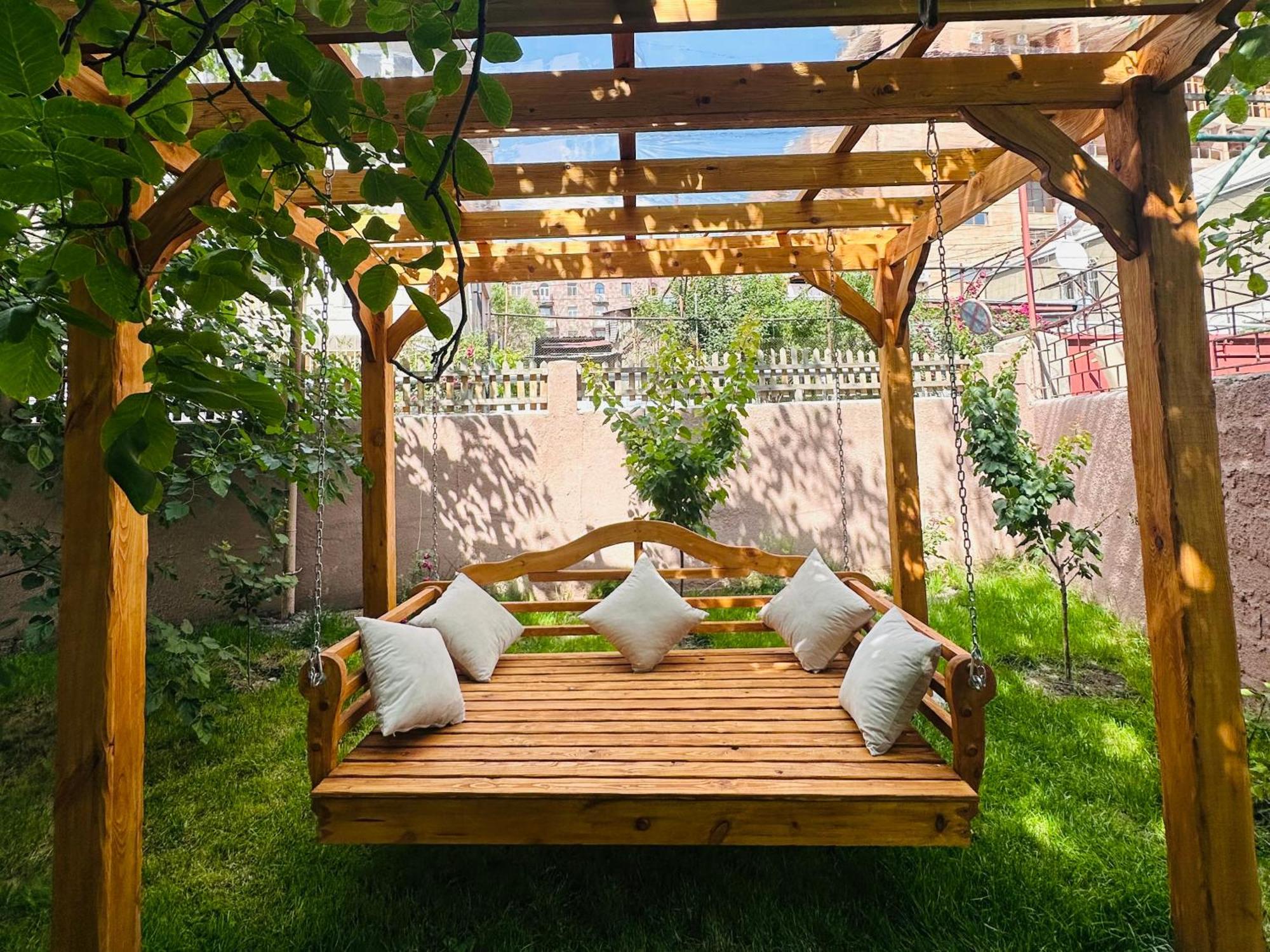 Armenia Hotel Yerevan Ngoại thất bức ảnh