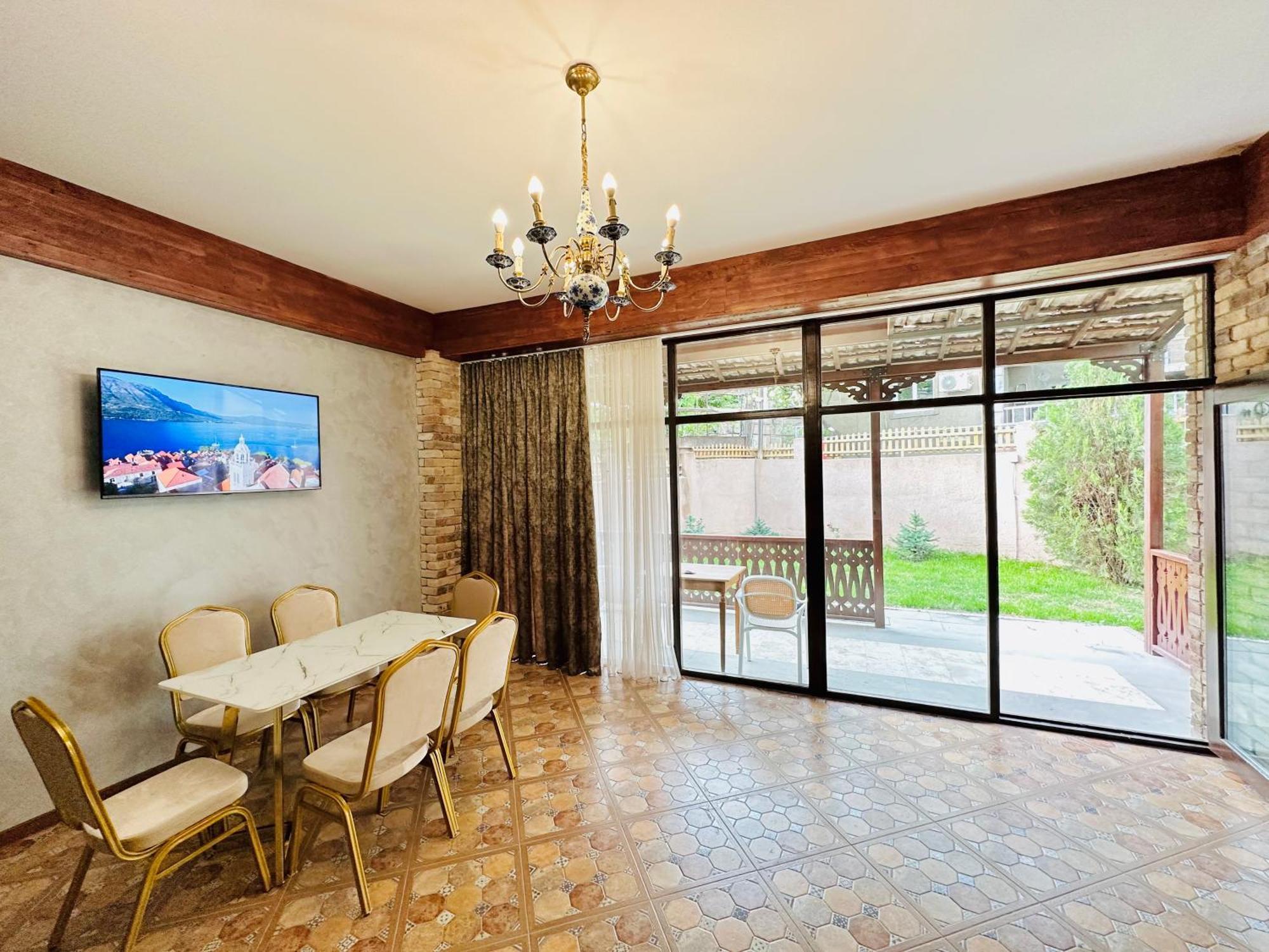 Armenia Hotel Yerevan Ngoại thất bức ảnh